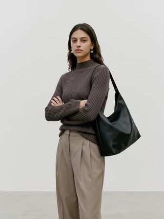 Lina stickad tröja brun