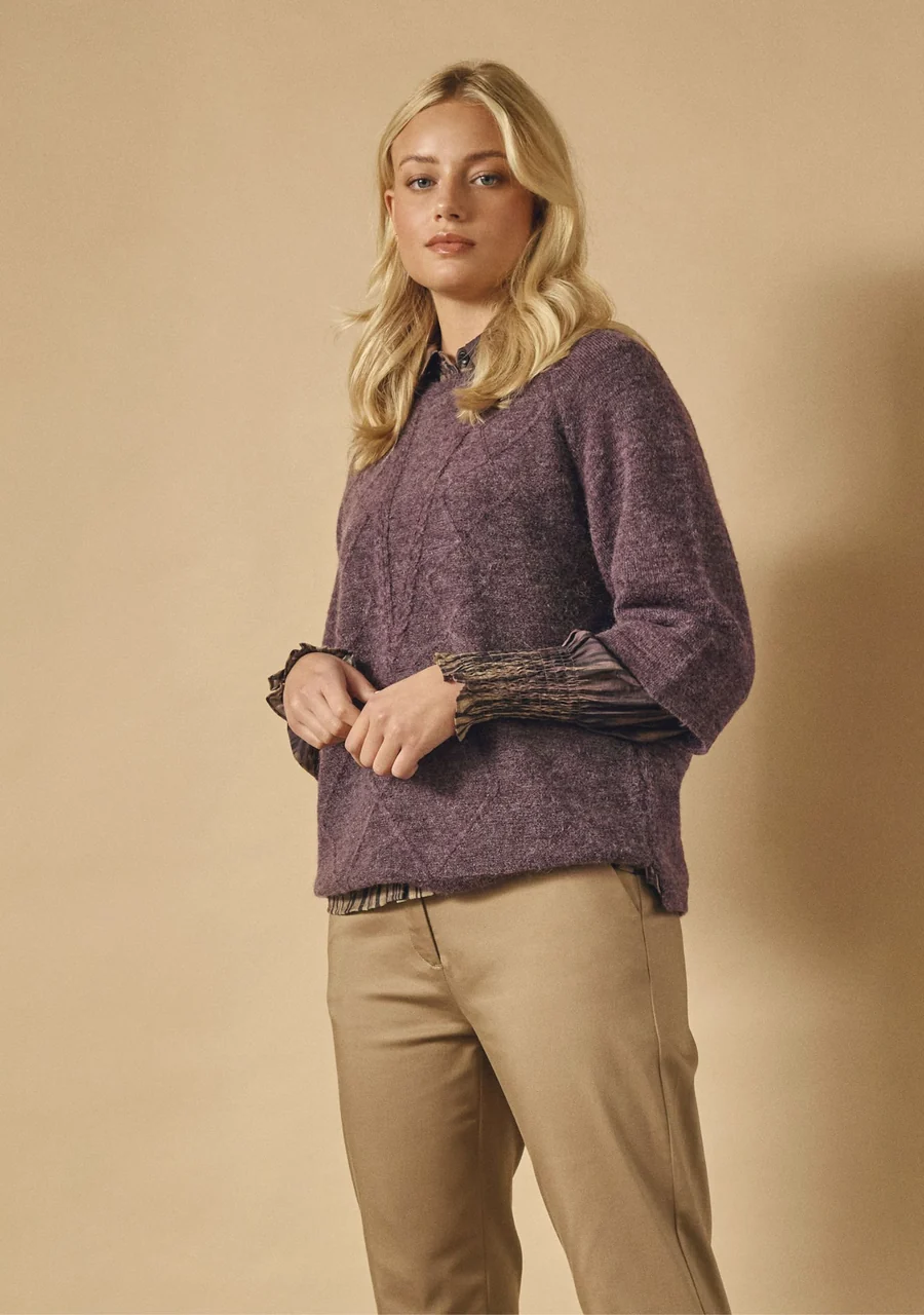 Anna kortärmad stickad aubergine