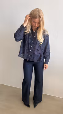 Minna marinblå blus