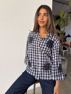 Emilia blus rutig marin