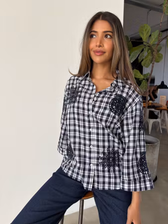 Emilia blus rutig marin