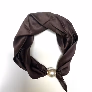 Scarf magnet mörkbrun