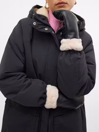 Mathilde vantar svart