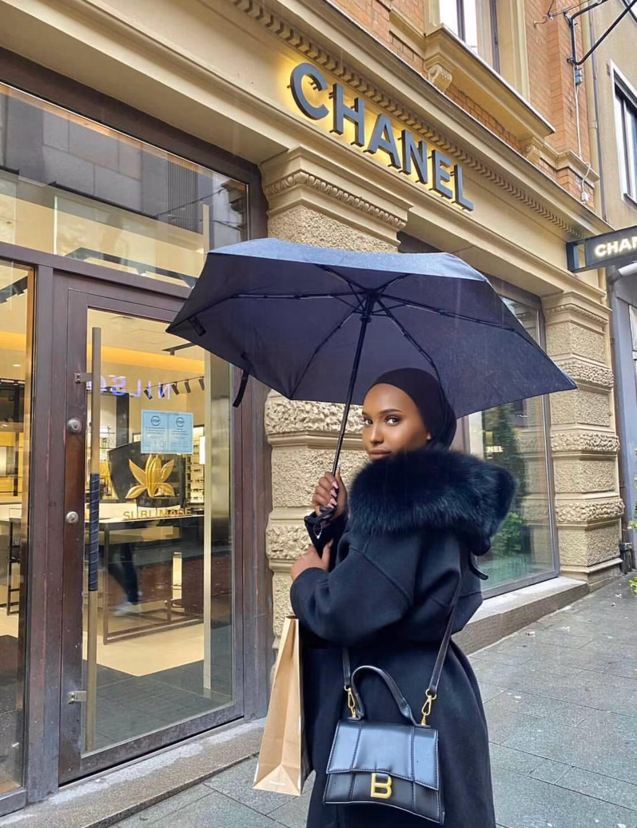 VANESSA COAT BLACK