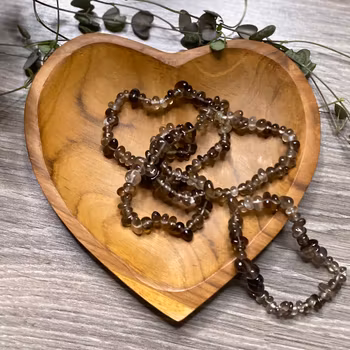 Rökkvarts Chipsarmband