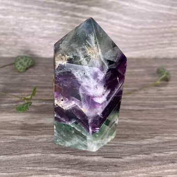 Fjäder Fluorit Torn