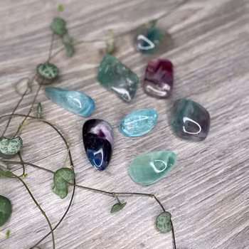 Regnbågsfluorit Trumlad