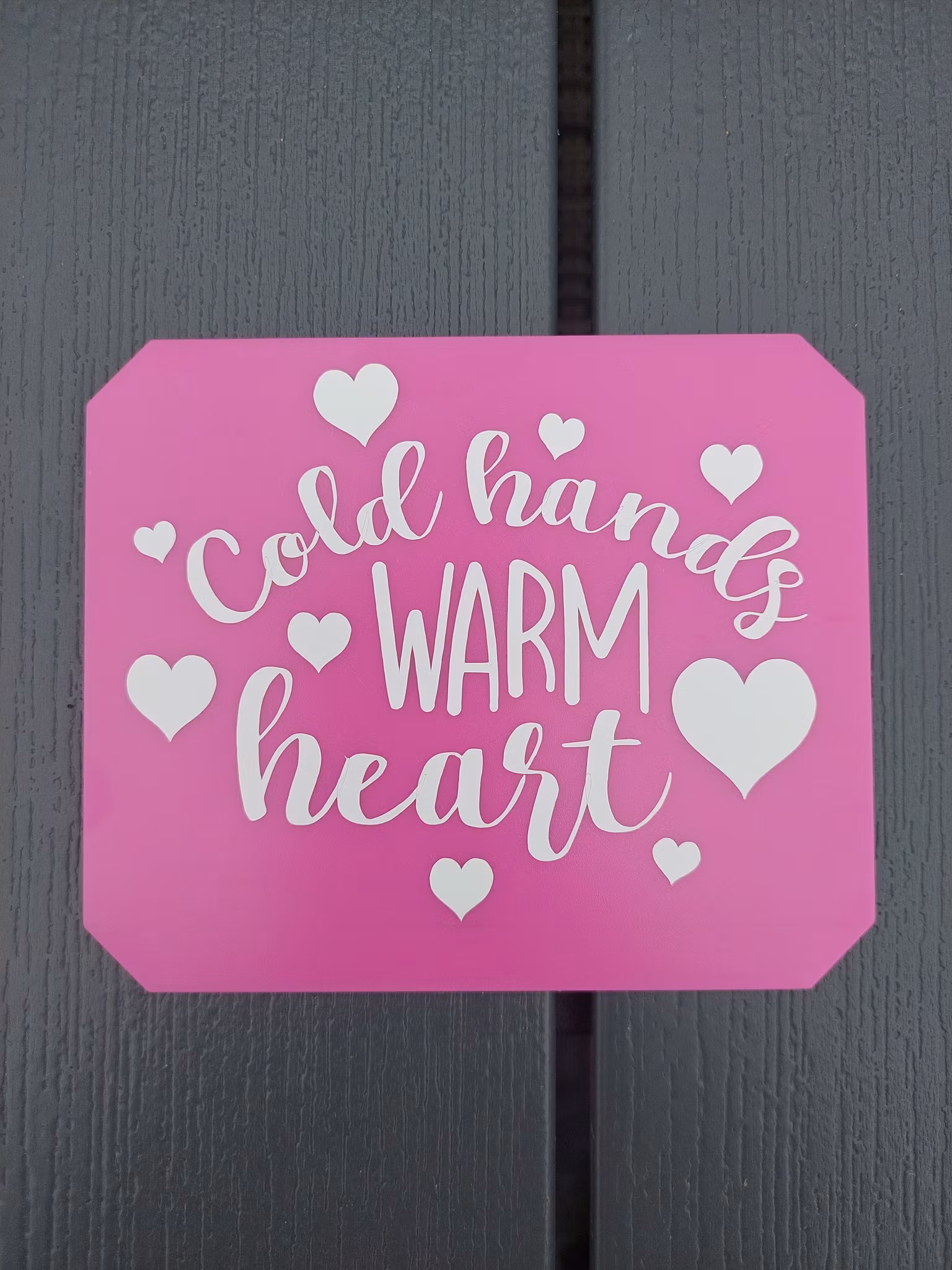 Isskrapa Cold hands warm heart