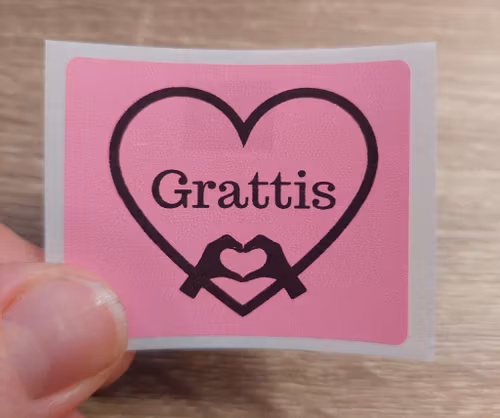 Etikett rosa grattis hjärta/hand