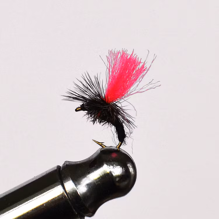 Klinkhammer Black / Pink torr fluga