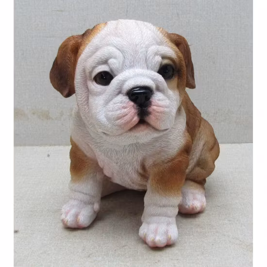 Bulldog siddende, brun