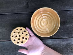 Blomhållare med fat