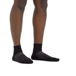 Darn Tough Women's Run Quarter Ultra-Lightweight Running Sock - Black