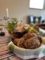 Hetväggfrukost fredag 6 mars kl 9