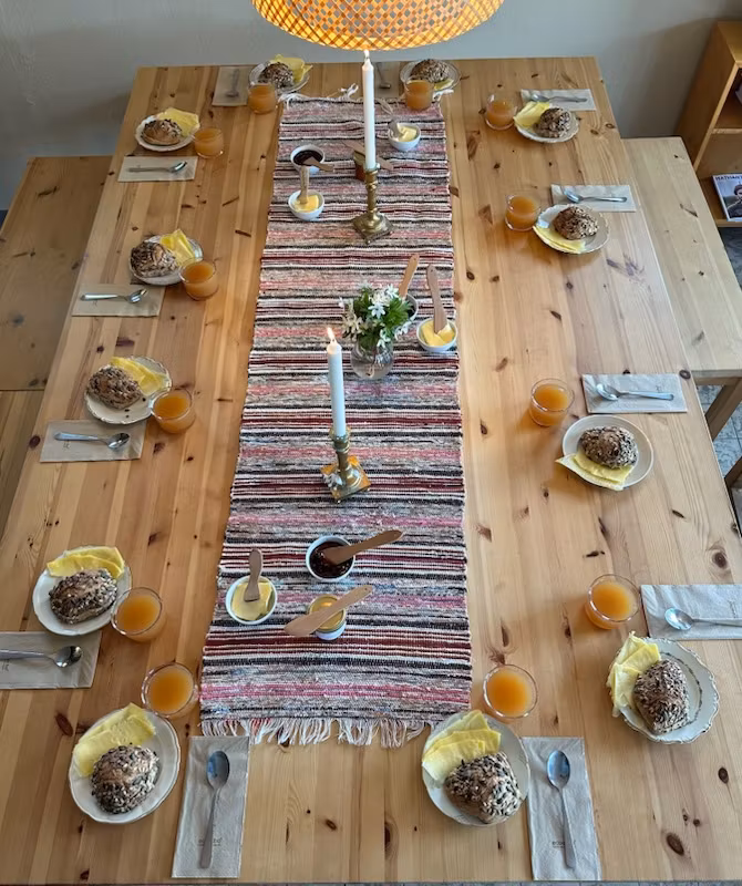 Hetväggfrukost fredag 20 februari kl 9