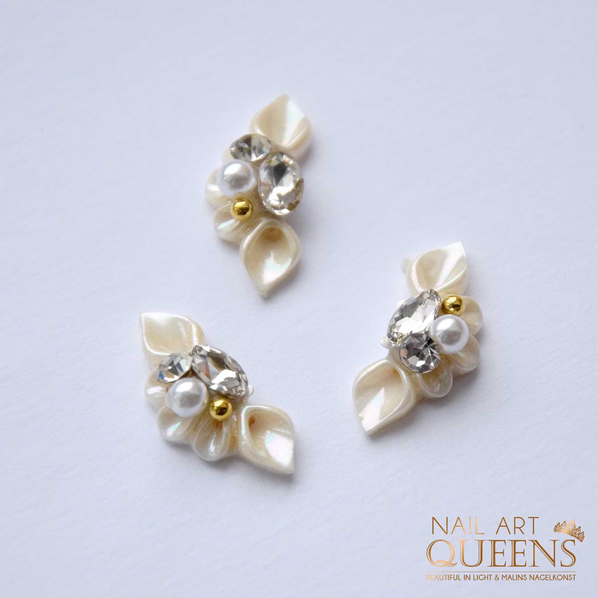 Flower crystals Cream White
