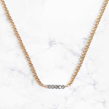 Tunt Halsband Med Kristaller - Enkelheten P