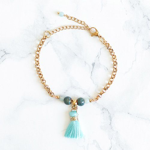 Stiligt Armband Med Turkos Tofs - Myntan M