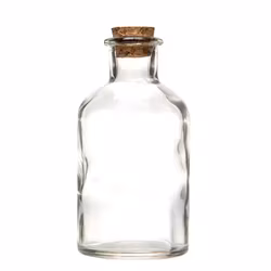 Klar glasflaske mellem