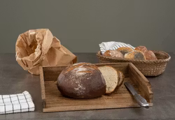 Brødbakke træ