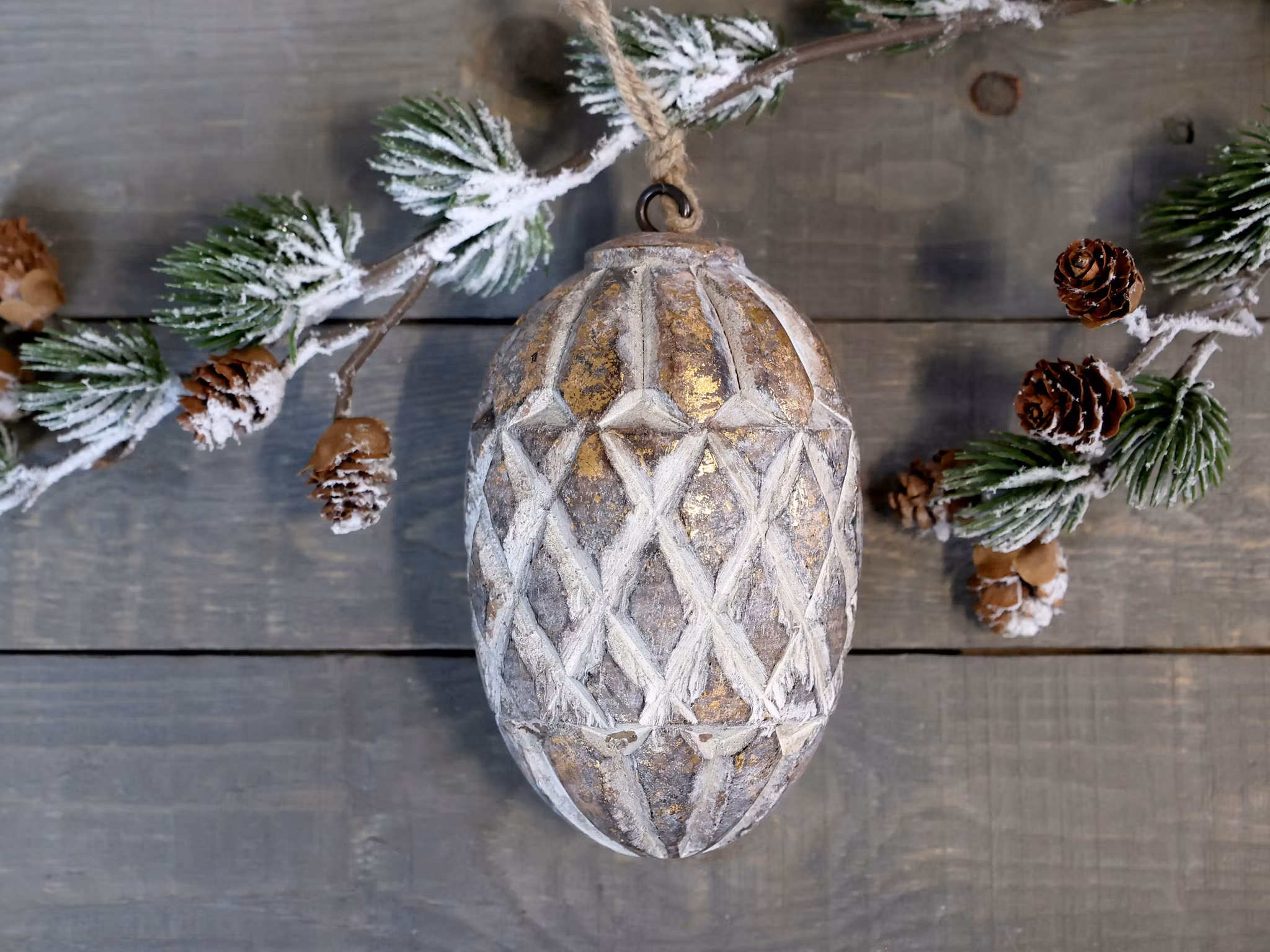 Ornament m. mønster