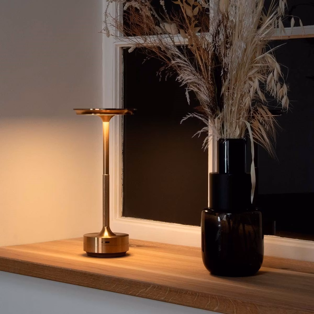 Ava lampe, guld