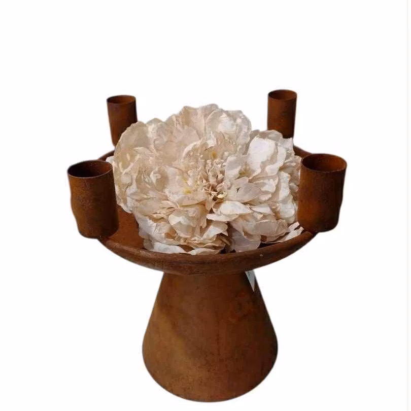 Fad på fod med lysholder rust