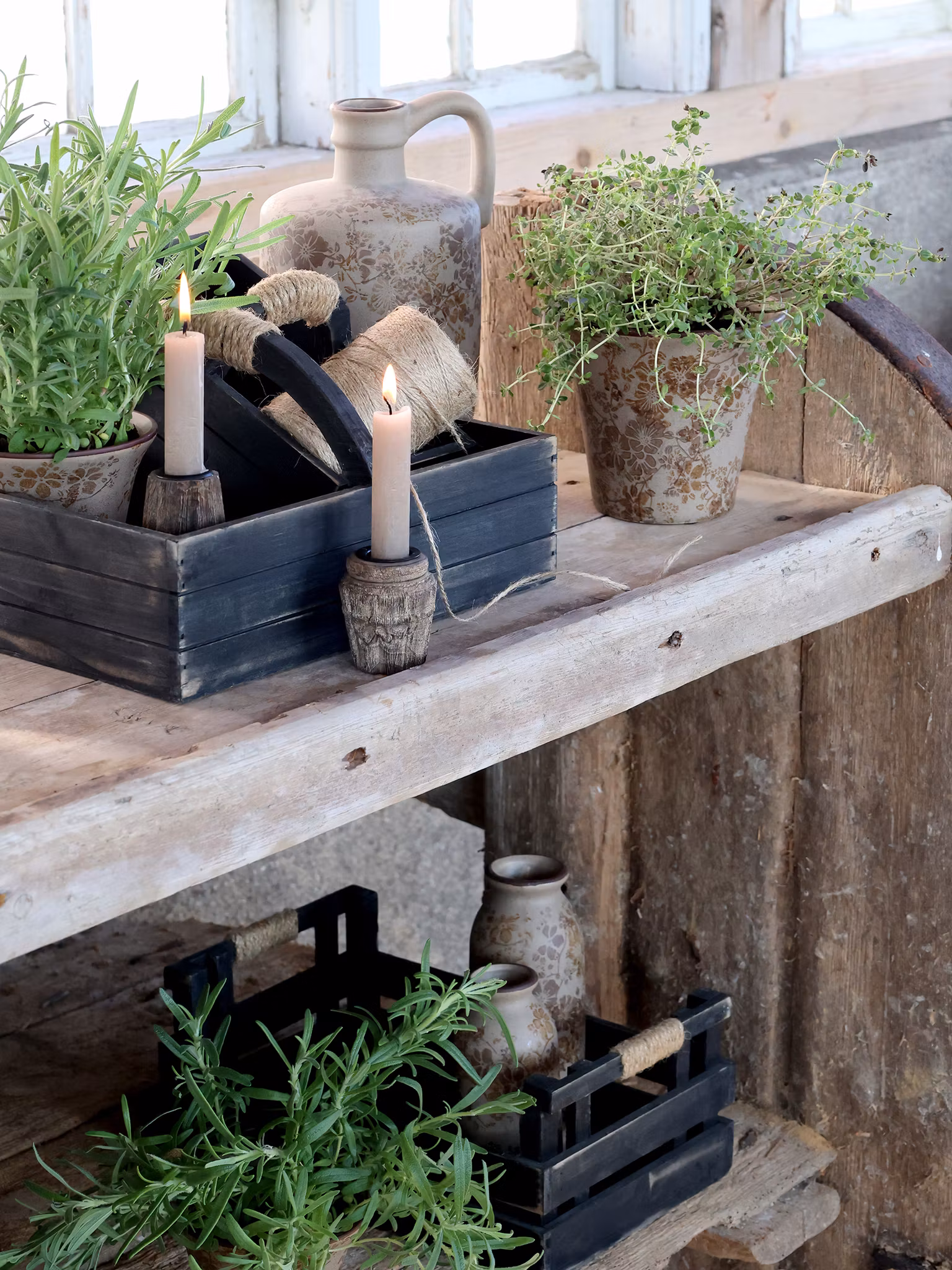 Kasse m. håndtag og 2 kasser