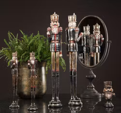 Nøddeknækker