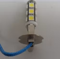 LED Lampa H3