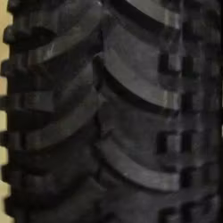 Duro HF-243 25x8-12 Framdäck