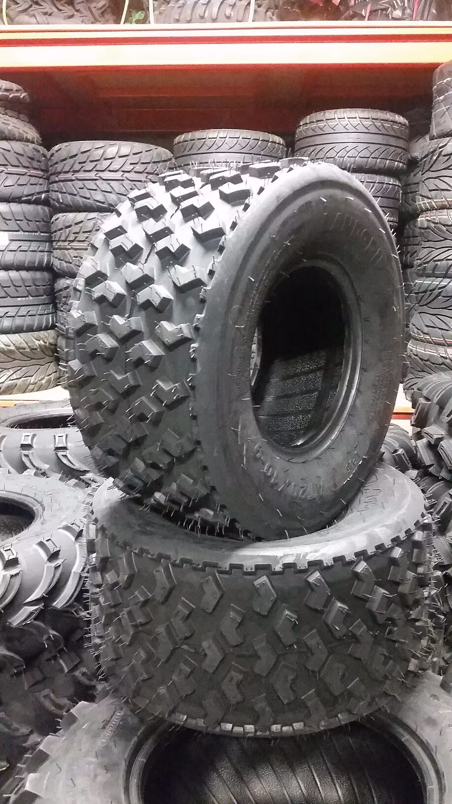 Bakdäck Landgrip 20x10-9