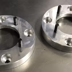 Spacersomvandlare Can-Am 4x136 till 4x108 bil