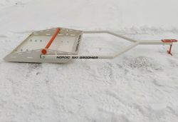 Spårdragare Nordic Ski Groomer