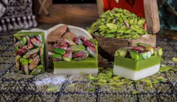 Lozina 1kg لوزينا موجه فستق