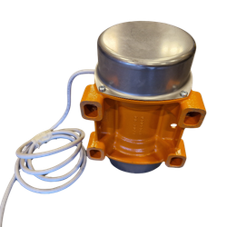 Krafitg vibrator for anleggsbruk. Tippkasser, Trau, betong etc