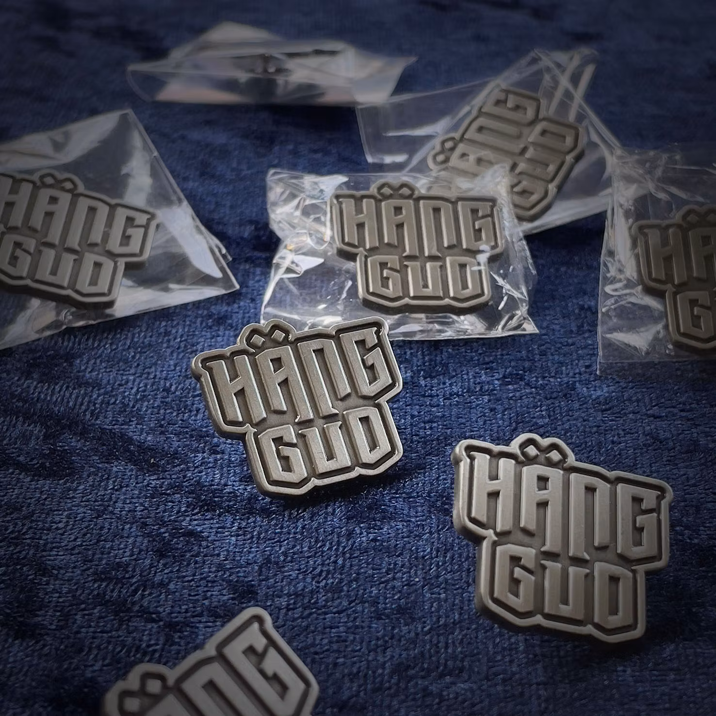 Brosch – Häng gud