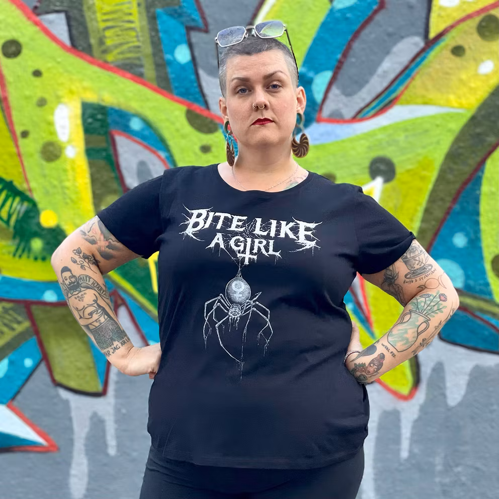 DAM – Bite Like A Girl