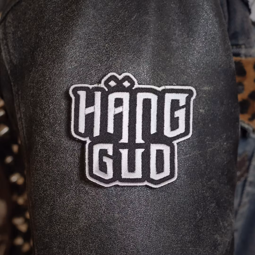 Tygmärke – Häng gud