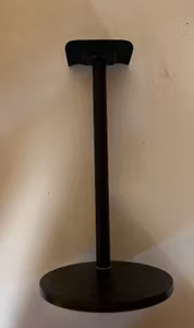 Headset holder med trådløs oplader