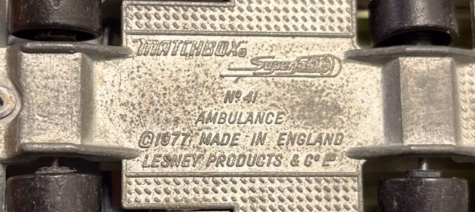 Matchbox no 41 ambulance 1977