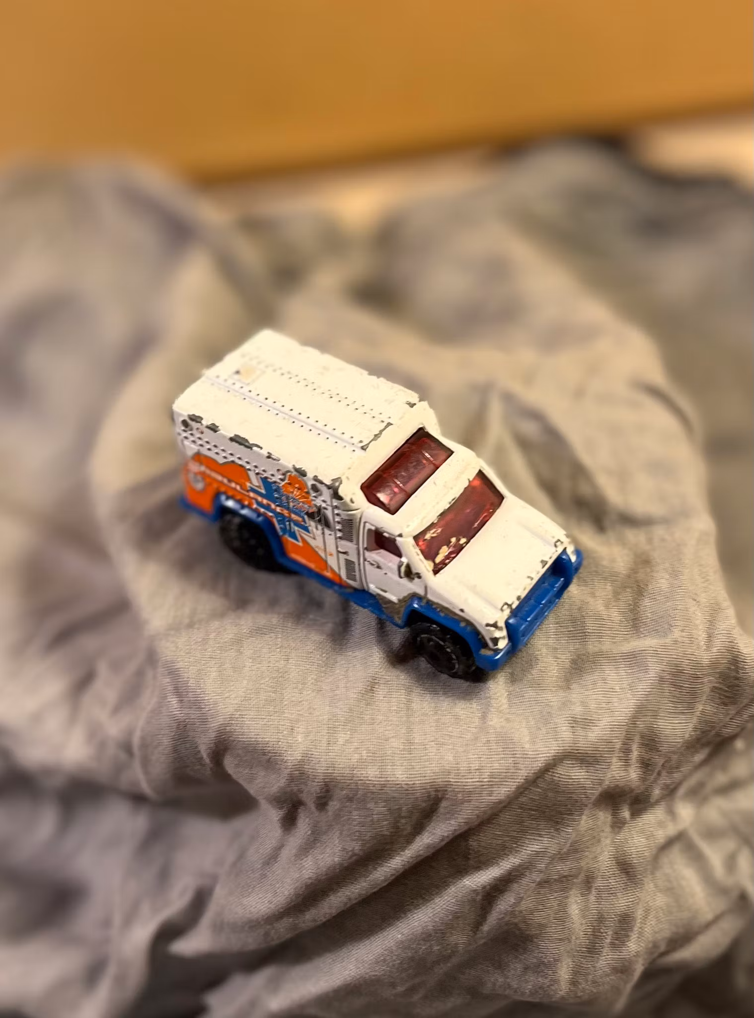 Matchbox 2000 Ambulance