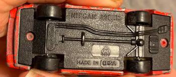 Rød Nissan 300 ZX modelbil – lille bilklassiker
