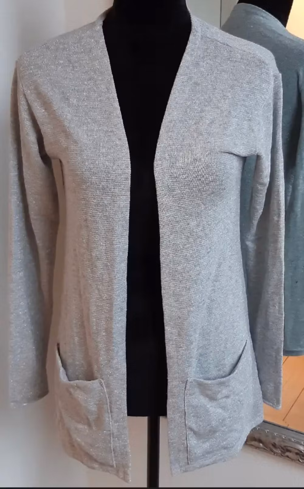 Cardigan - H&M str. 170