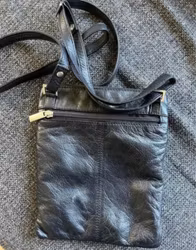 Crossbody taske