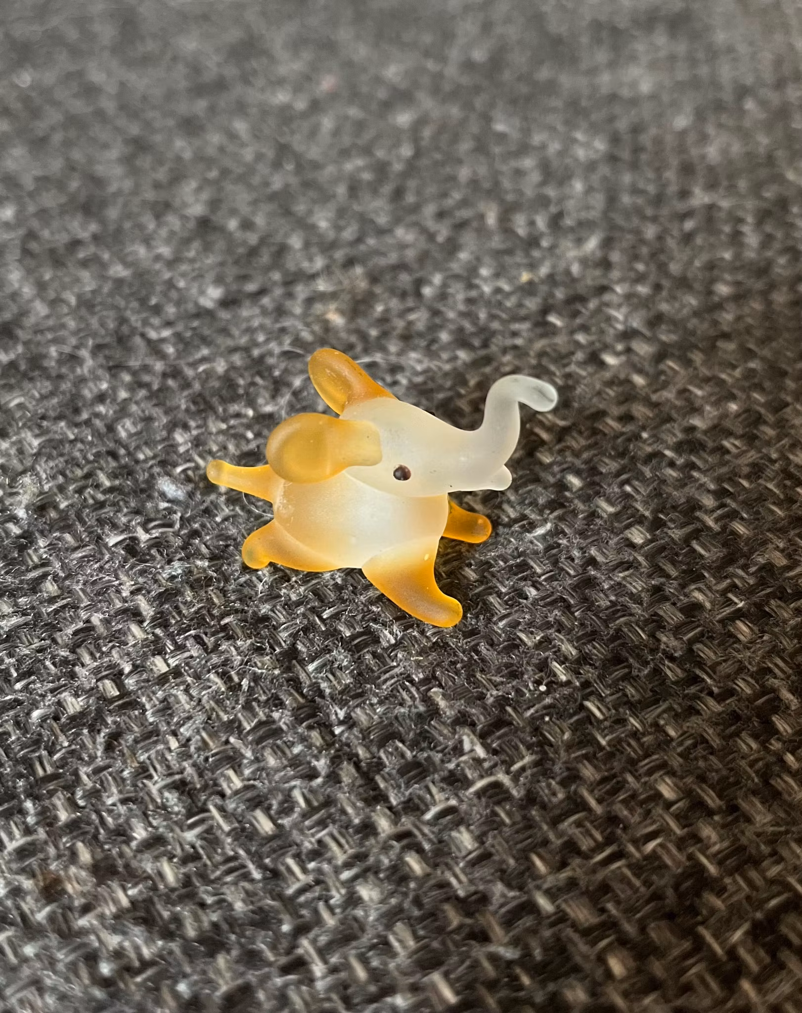 Pyntefigur - elefant i glas