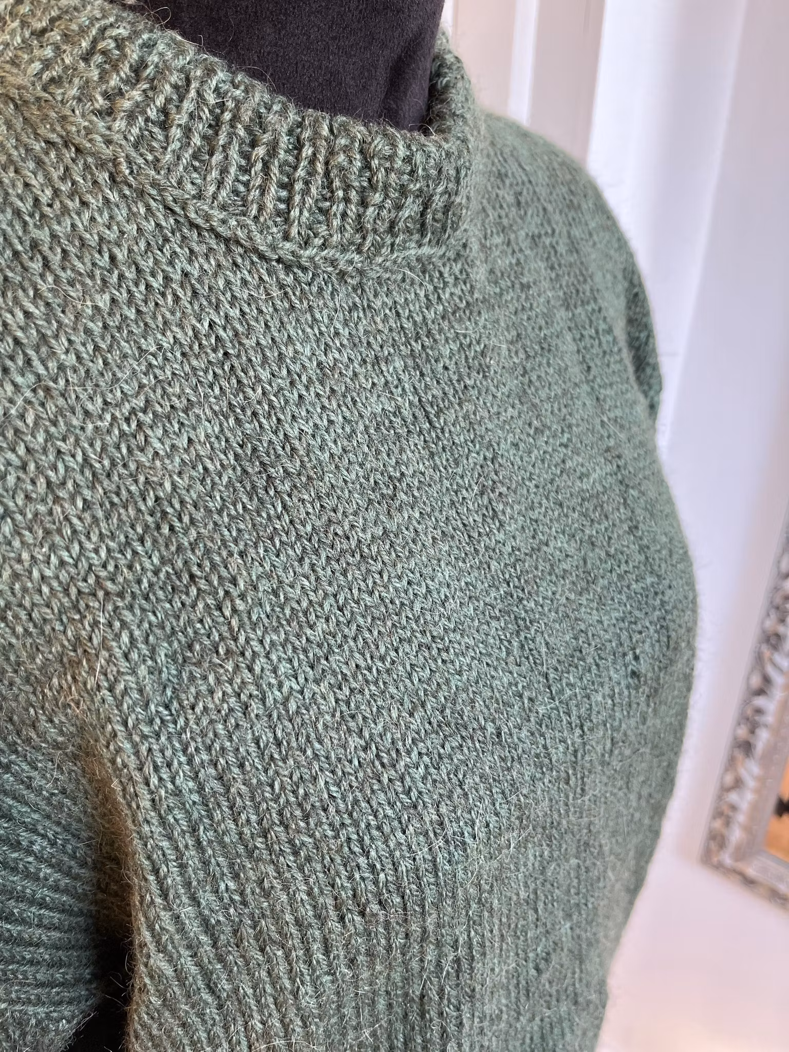 Trøje i Strik - str. L-XL