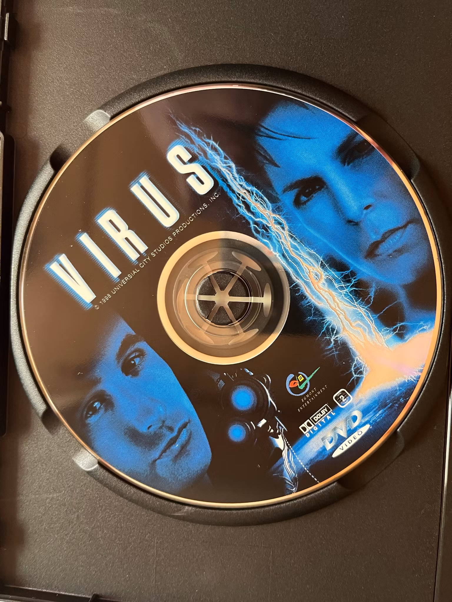 DVD - Virus