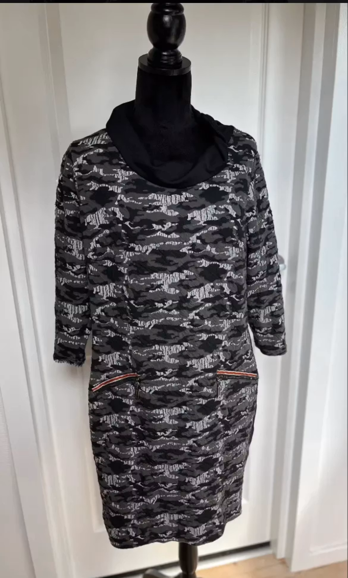 Infront - str. L-XL