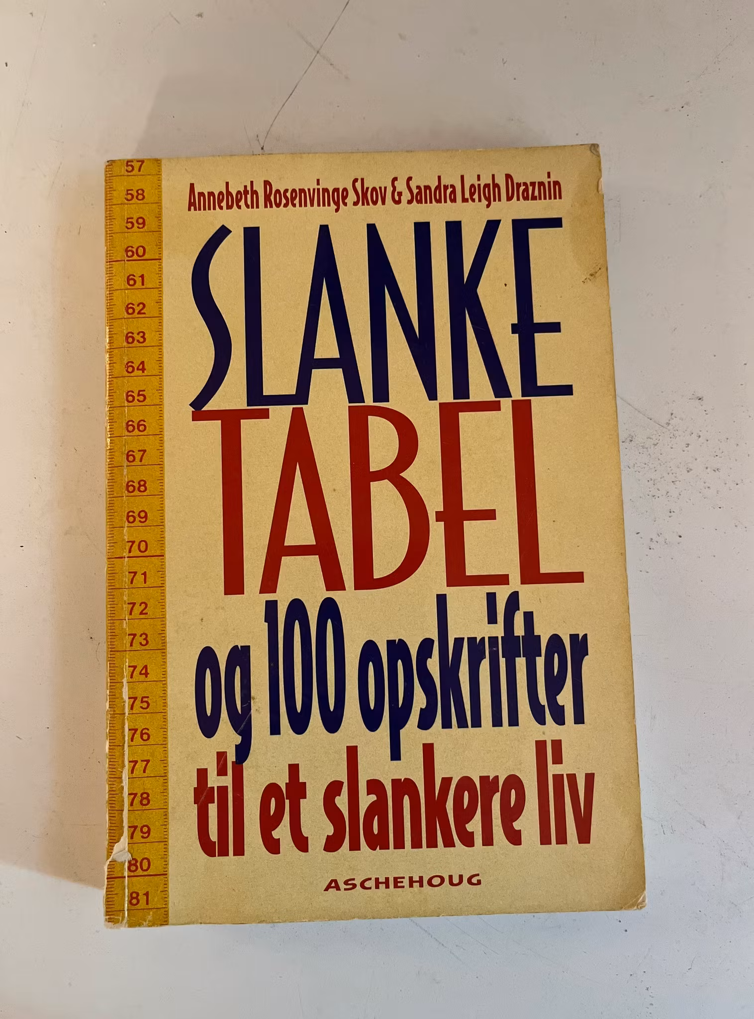 Bog - Slanketabel & 100 opskrifter